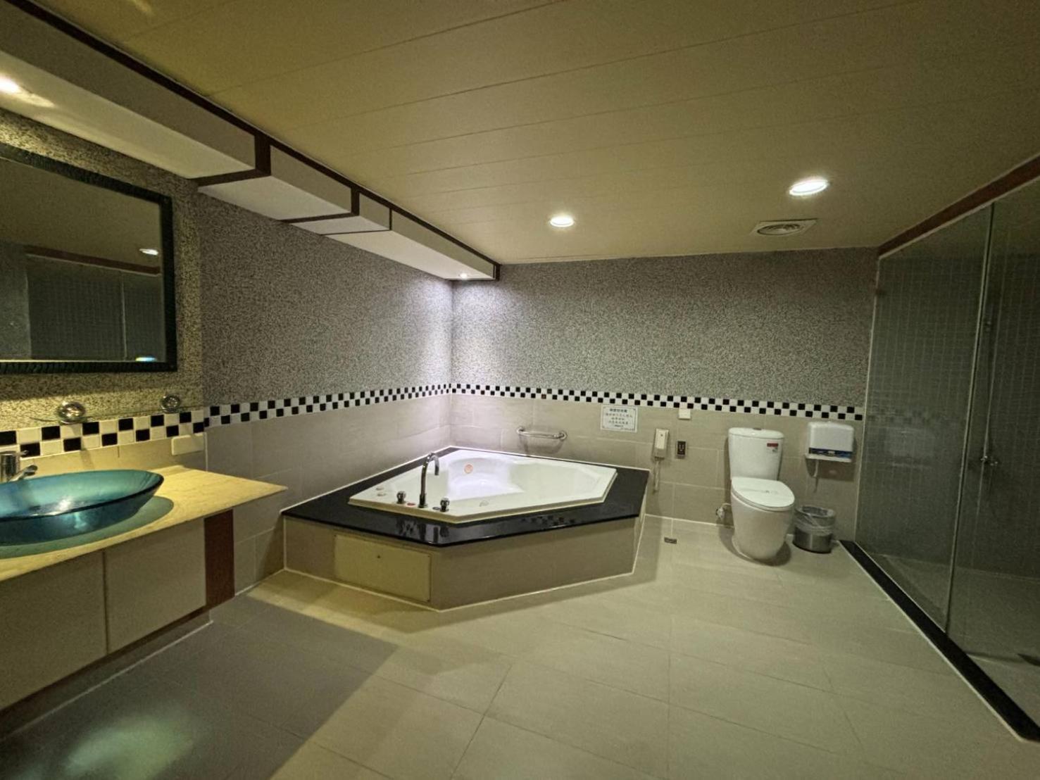 Hua Xiang Motel - Da Chang Cao Hùng Ngoại thất bức ảnh