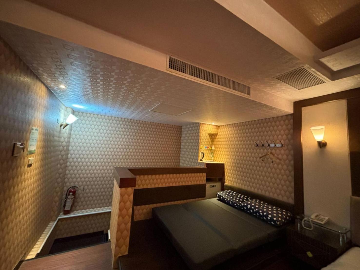 Hua Xiang Motel - Da Chang Cao Hùng Ngoại thất bức ảnh