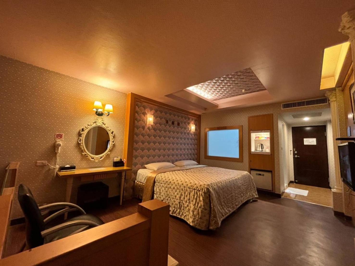 Hua Xiang Motel - Da Chang Cao Hùng Ngoại thất bức ảnh